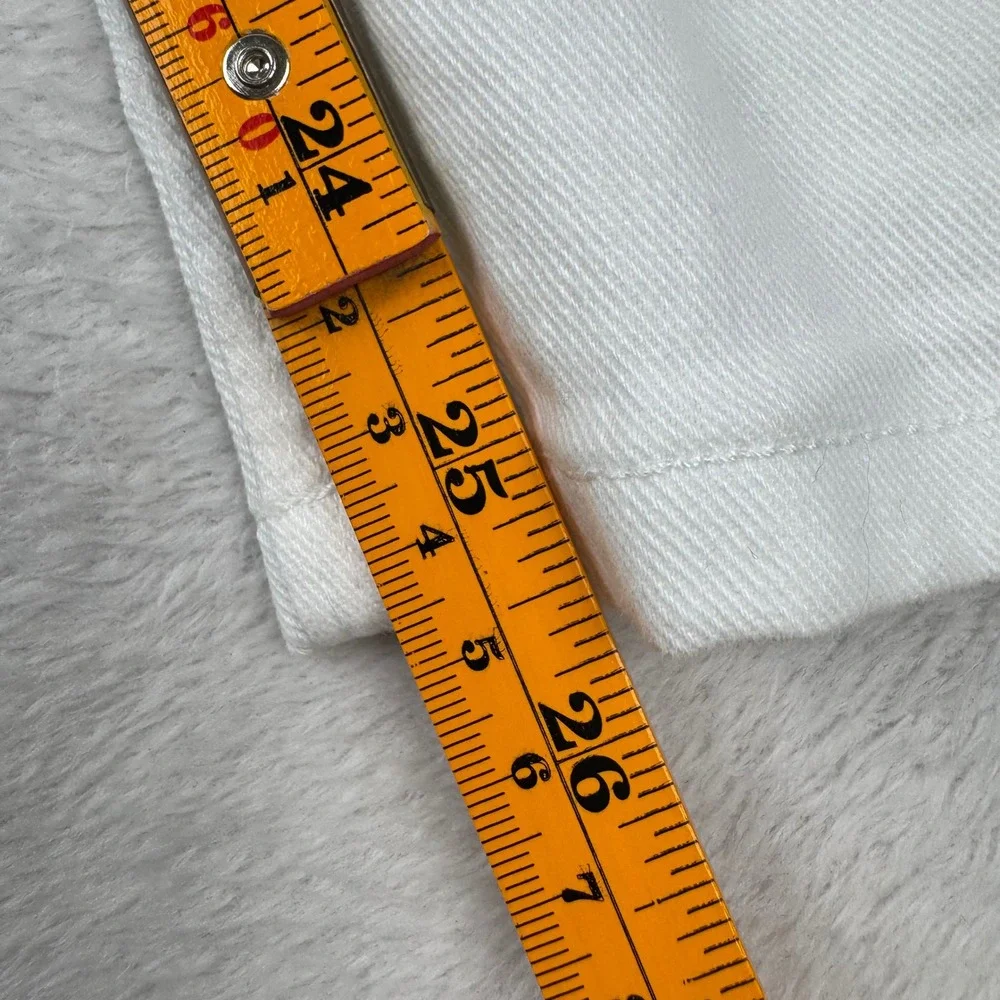 Levis levi 569
